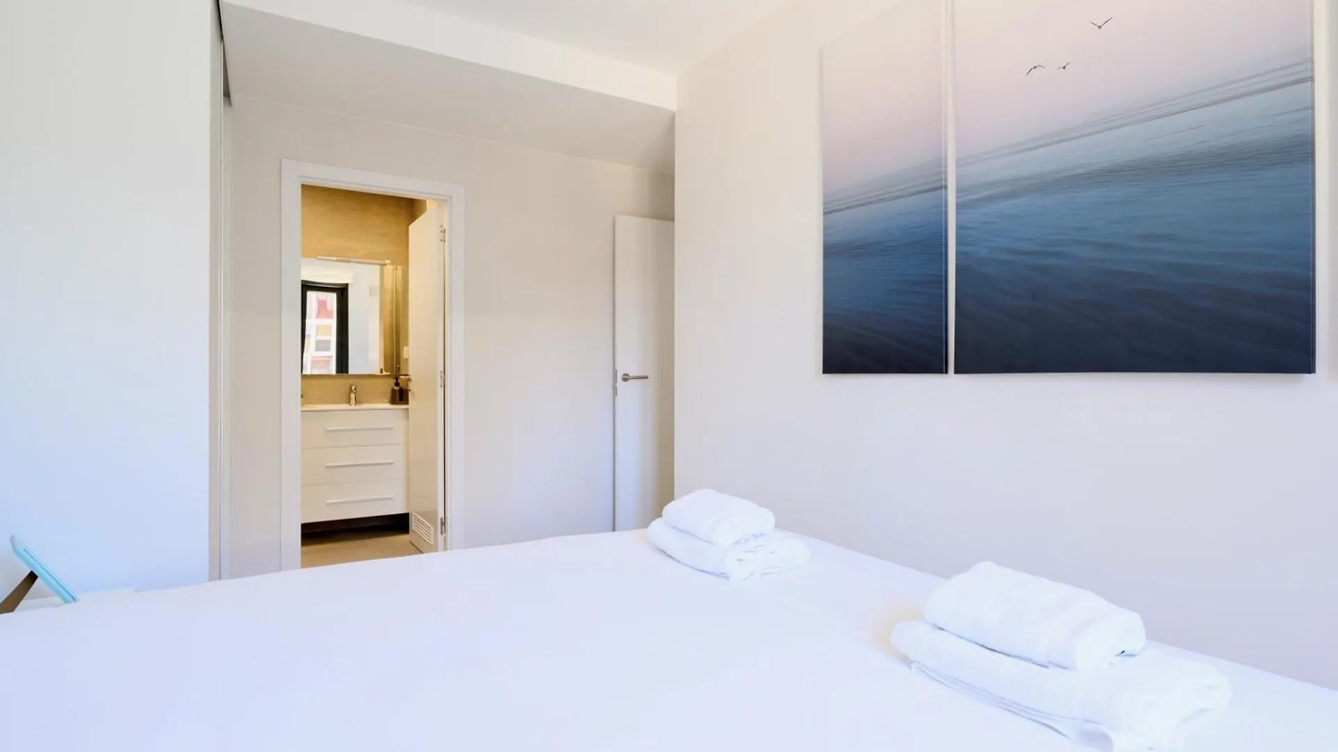 Brand New 2Br With Auto Check-In Apartment Las Palmas de Gran Canaria