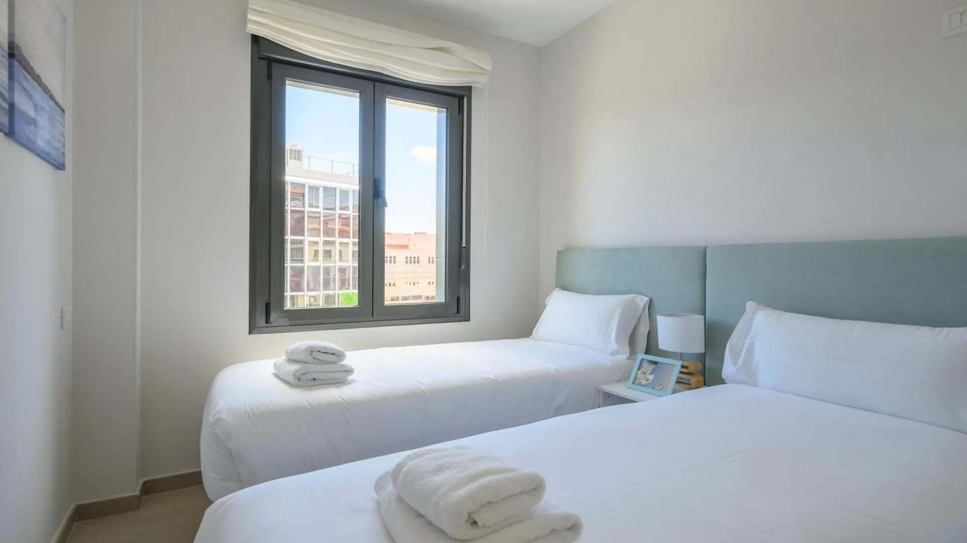 Brand New 2Br With Auto Check-In Apartment Las Palmas de Gran Canaria