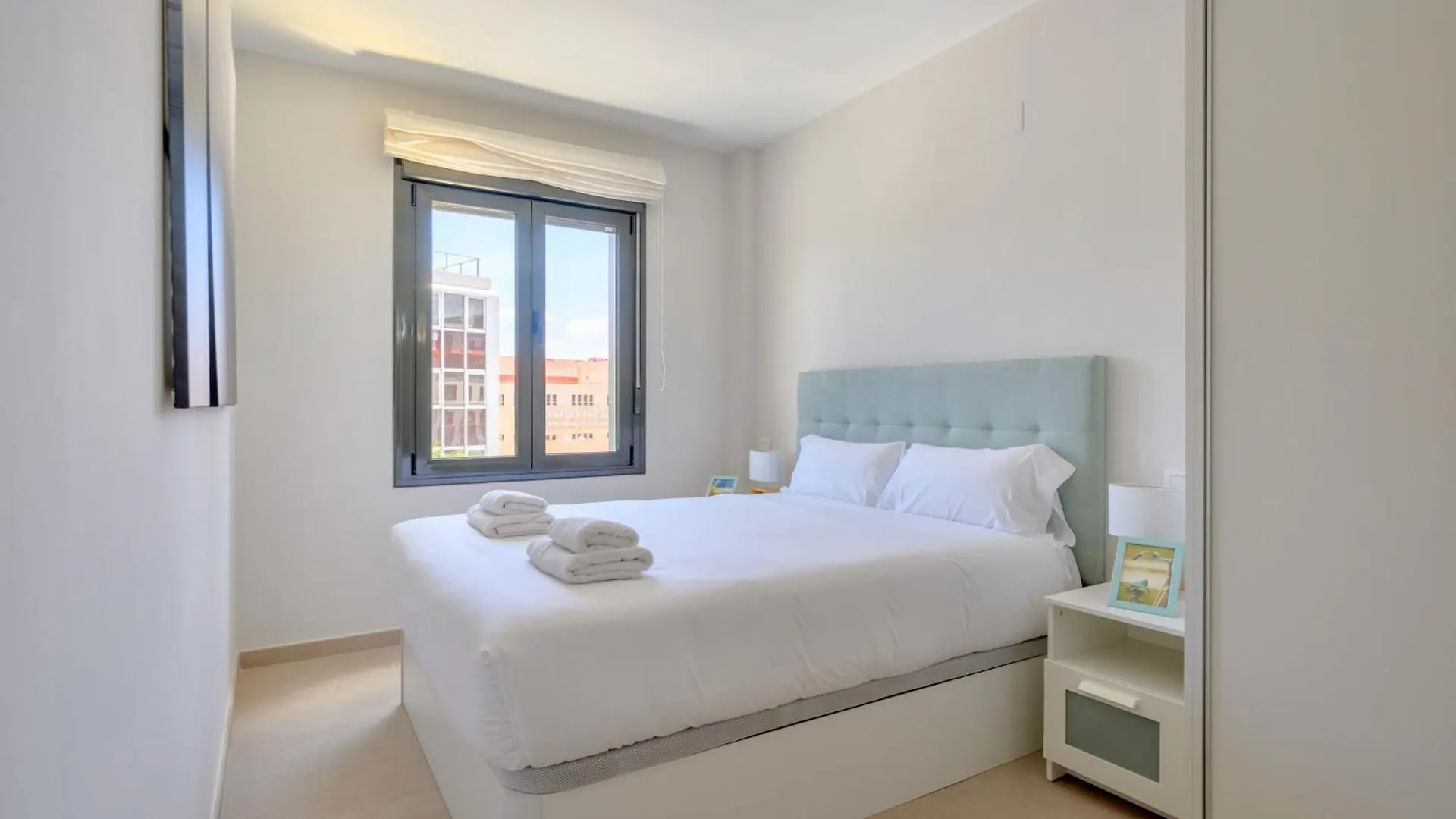 Brand New 2Br With Auto Check-In Apartment Las Palmas de Gran Canaria